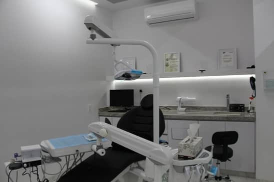 Slider image (7) RUMO Dental Group